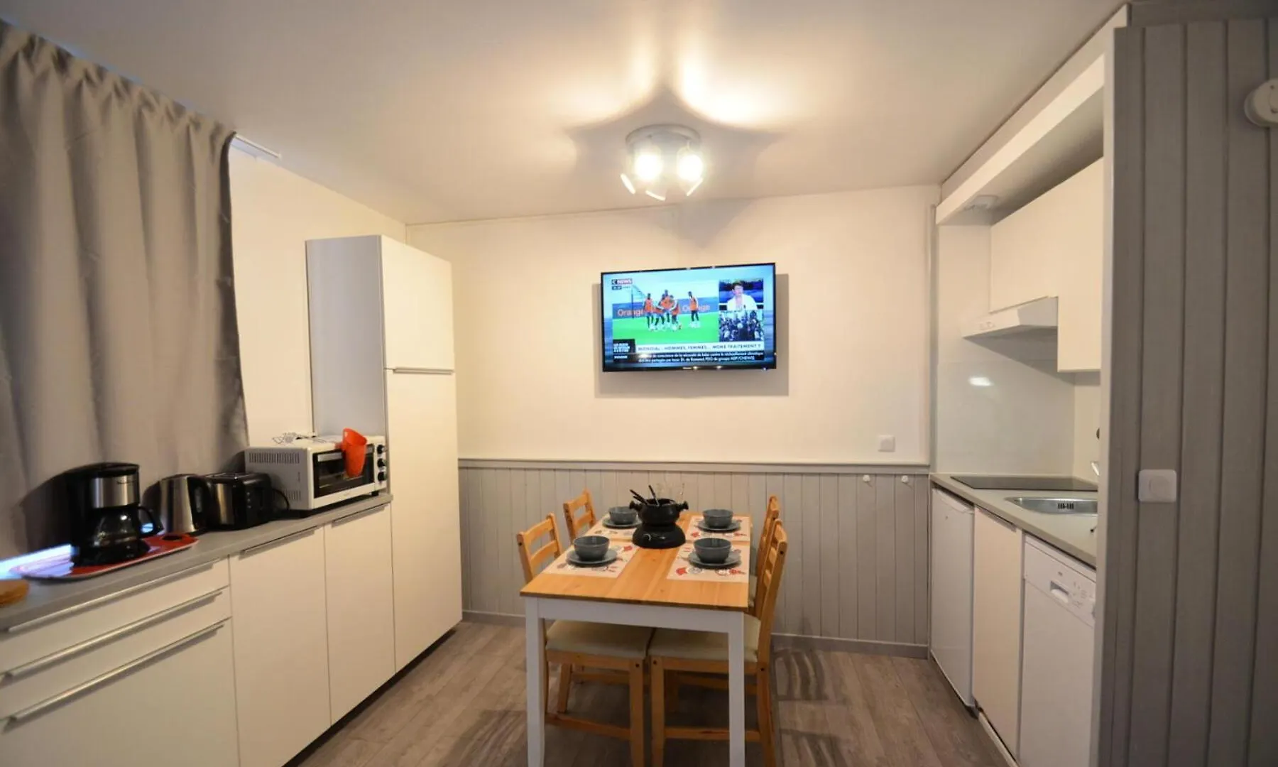 Residence Villaret - Studio Cabine Avec Cuisine Equipee Et Vue Sur Les Pistes Mae-4194 Сен-Мартен-де-Бельвиль 0*,